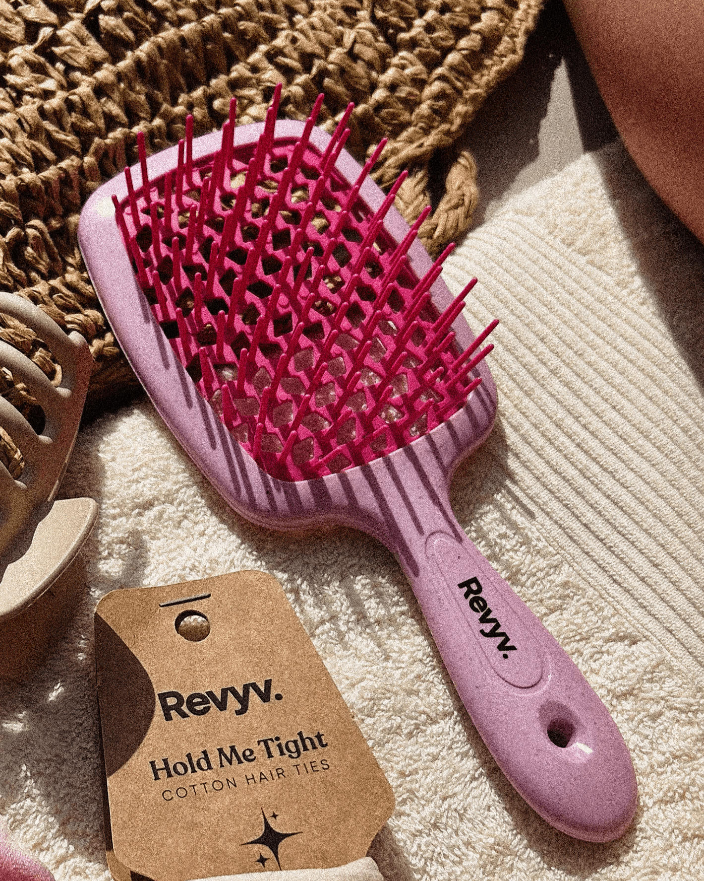 All Blowed Out Honeycomb Brush