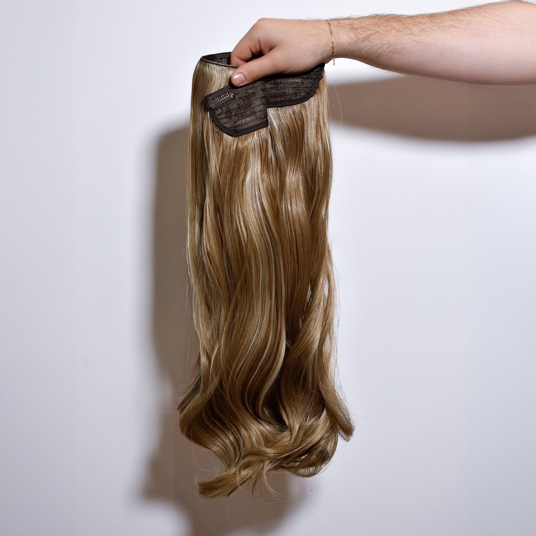20" RealFeel Curly Clip In Hair Extensions