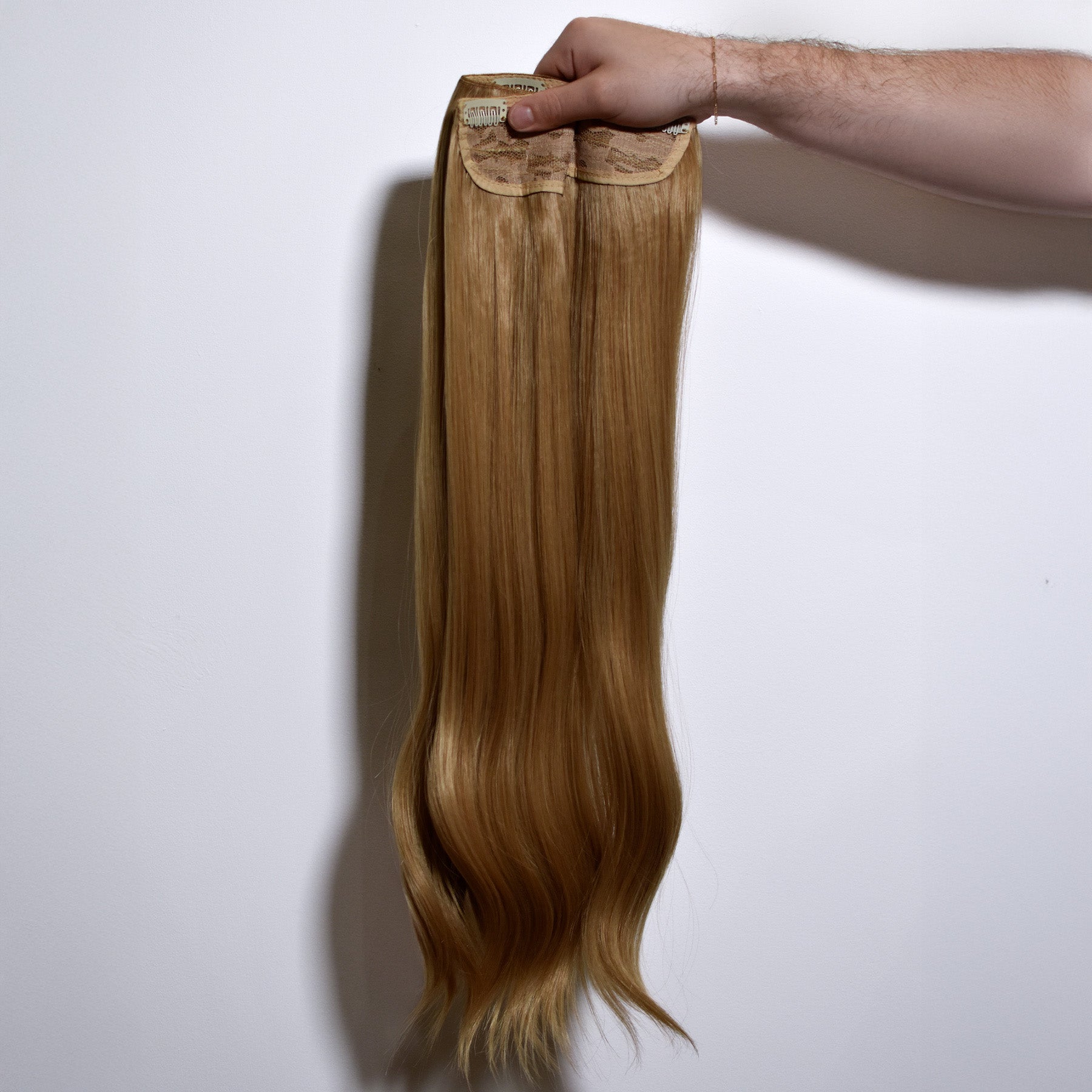 22" RealFeel Natural Wave Clip In Hair Extensions